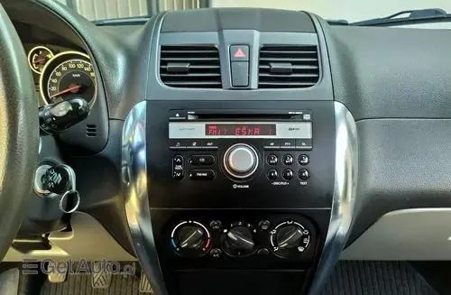 SUZUKI SX4 