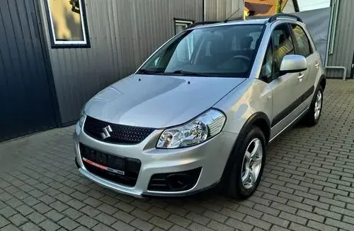 SUZUKI SX4 