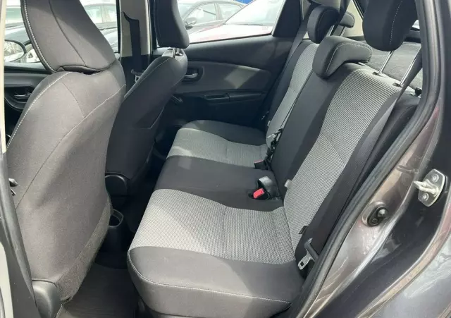 TOYOTA Yaris Hybrid 100 Premium