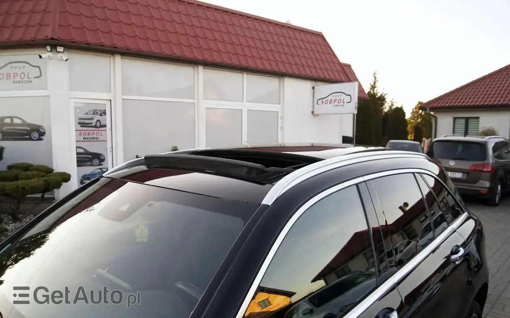 MERCEDES-BENZ GLC 300 e 4Matic 9G-TRONIC AMG Line Plus