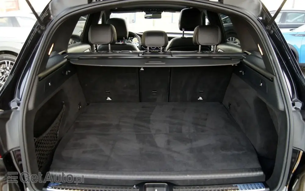 MERCEDES-BENZ GLC 300 e 4Matic 9G-TRONIC AMG Line Plus