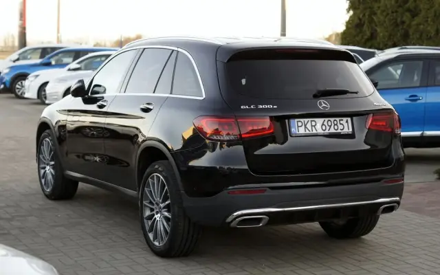 MERCEDES-BENZ GLC 300 e 4Matic 9G-TRONIC AMG Line Plus