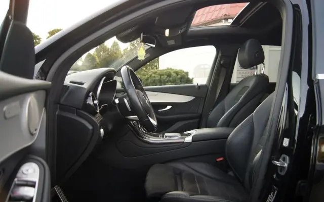 MERCEDES-BENZ GLC 300 e 4Matic 9G-TRONIC AMG Line Plus