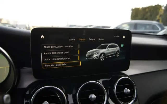 MERCEDES-BENZ GLC 300 e 4Matic 9G-TRONIC AMG Line Plus
