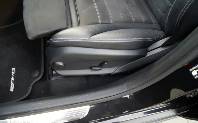 MERCEDES-BENZ GLC 300 e 4Matic 9G-TRONIC AMG Line Plus