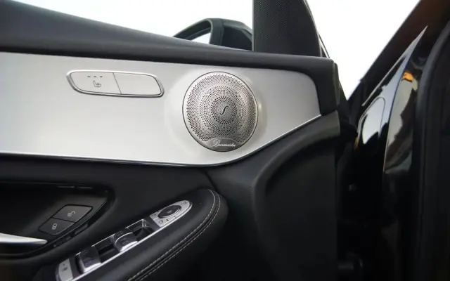 MERCEDES-BENZ GLC 300 e 4Matic 9G-TRONIC AMG Line Plus