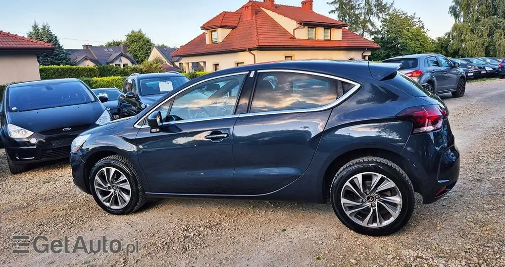 CITROËN DS4 1.6 VTi SoChic