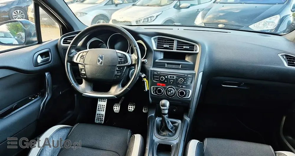 CITROËN DS4 1.6 VTi SoChic