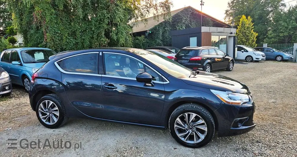 CITROËN DS4 1.6 VTi SoChic