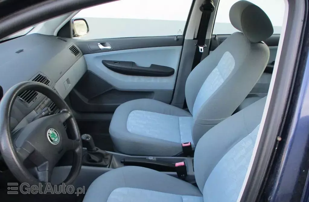 SKODA Fabia 