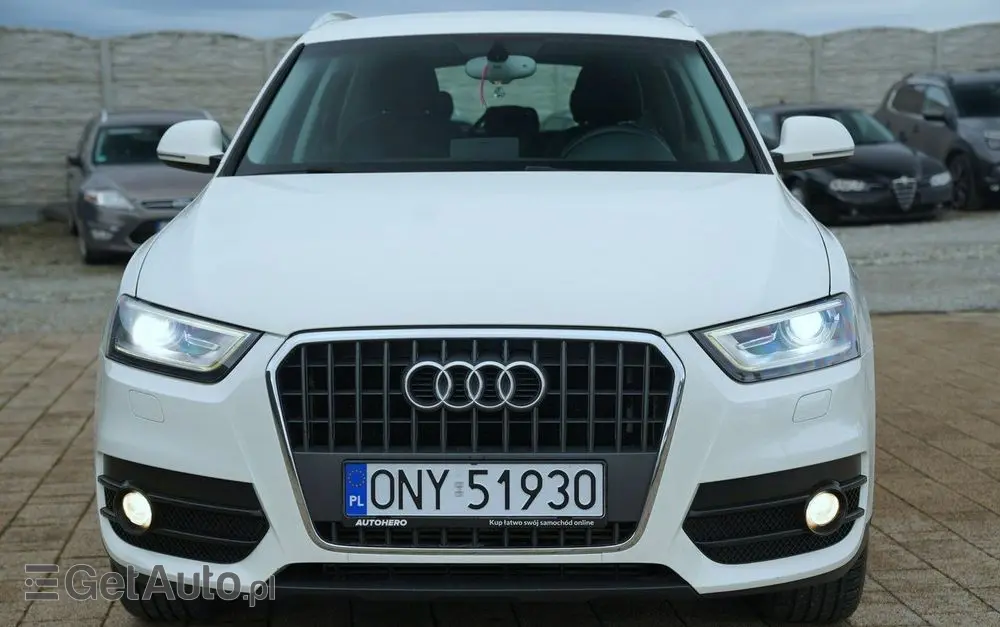 AUDI Q3 