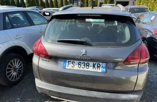 PEUGEOT 2008 
