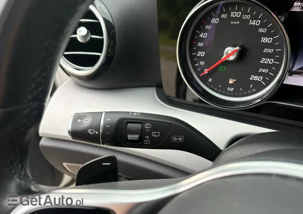 MERCEDES-BENZ Klasa E 300 de T 9G-TRONIC