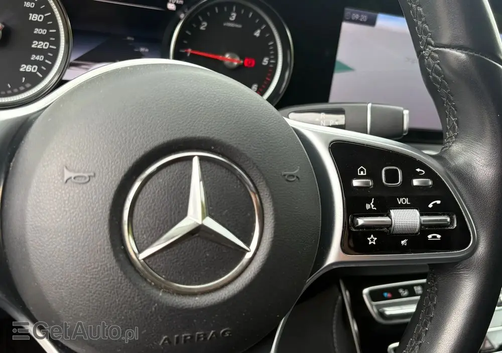 MERCEDES-BENZ Klasa E 300 de T 9G-TRONIC