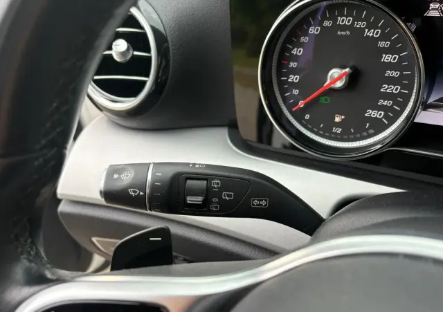 MERCEDES-BENZ Klasa E 300 de T 9G-TRONIC