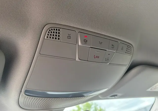 MERCEDES-BENZ Klasa E 300 de T 9G-TRONIC