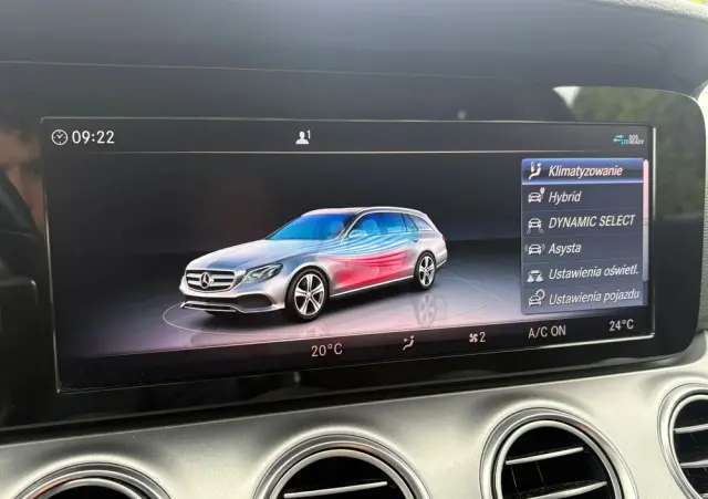 MERCEDES-BENZ Klasa E 300 de T 9G-TRONIC