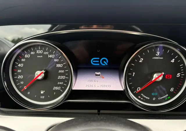 MERCEDES-BENZ Klasa E 300 de T 9G-TRONIC