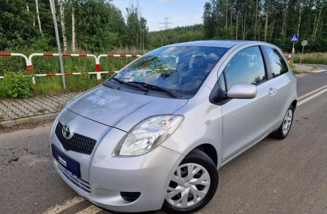 TOYOTA Yaris 1.3 VVT-i Sol