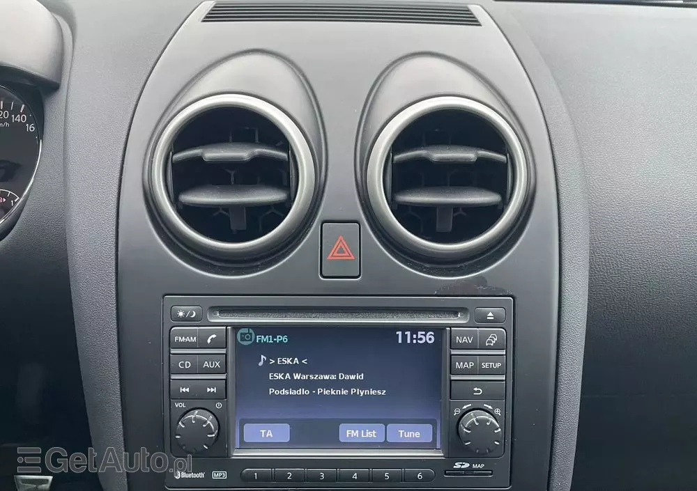 NISSAN Qashqai 2.0 dCi Tekna