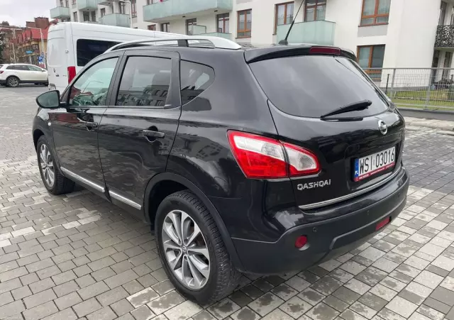 NISSAN Qashqai 2.0 dCi Tekna