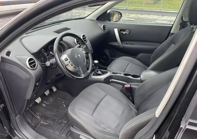 NISSAN Qashqai 2.0 dCi Tekna