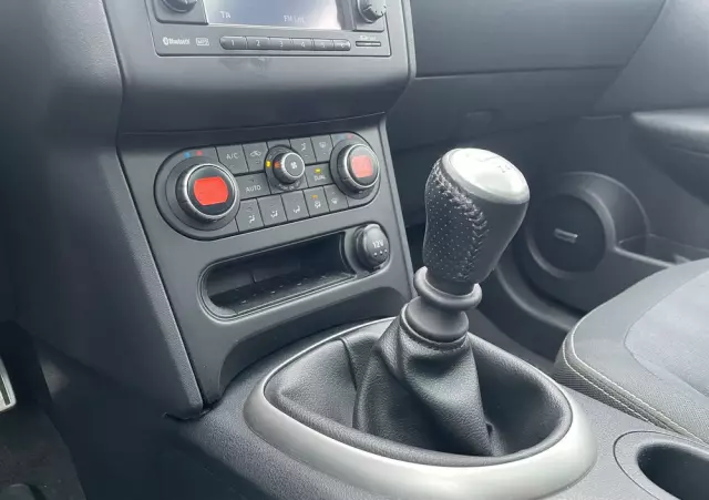 NISSAN Qashqai 2.0 dCi Tekna