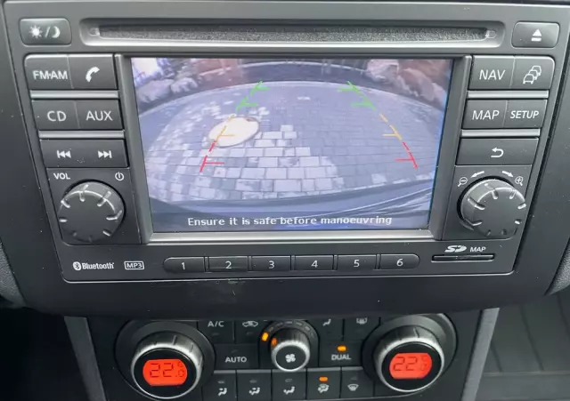 NISSAN Qashqai 2.0 dCi Tekna