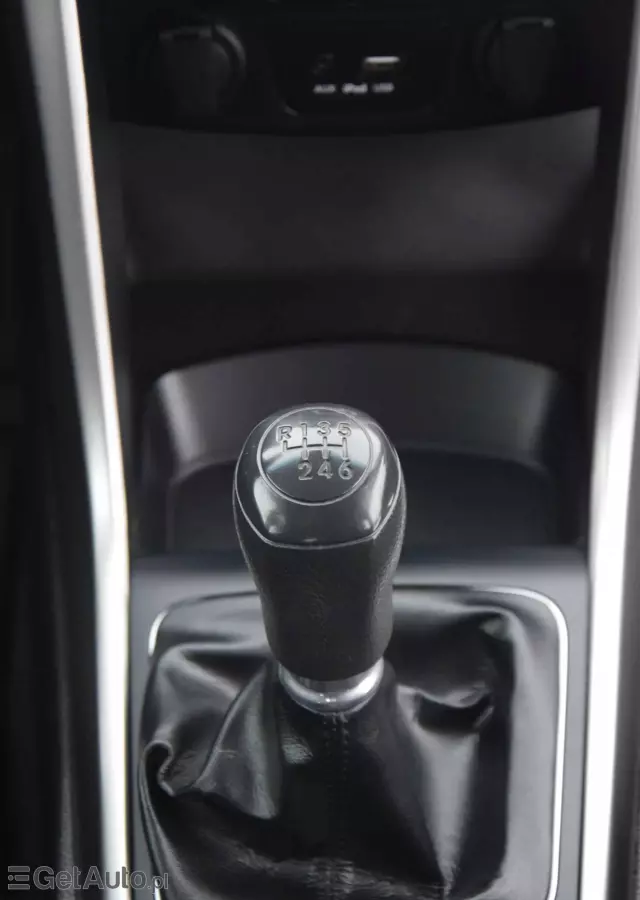 HYUNDAI I30 Blue 1.4 Classic