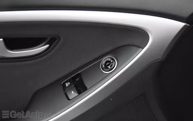 HYUNDAI I30 Blue 1.4 Classic