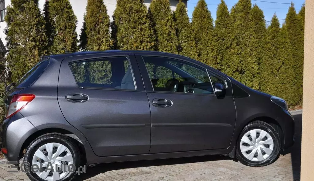 TOYOTA Yaris 1.33 Dual VVT-i (99 KM)