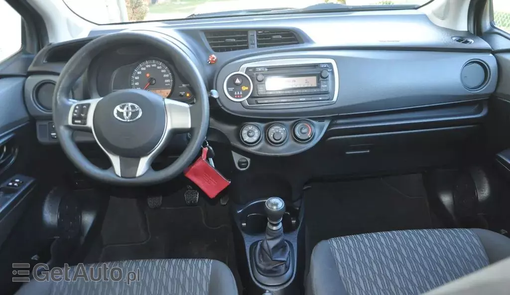TOYOTA Yaris 1.33 Dual VVT-i (99 KM)