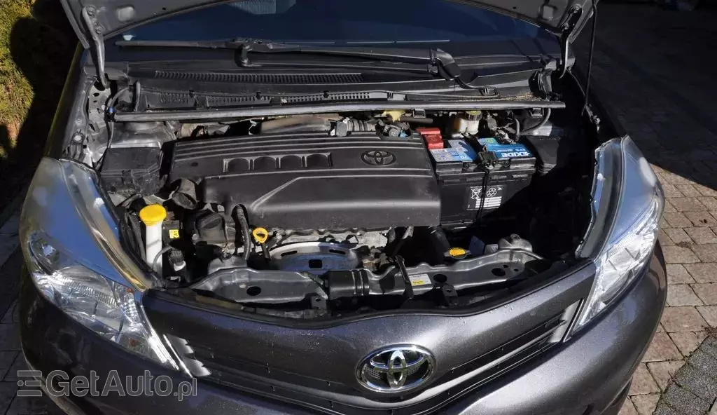 TOYOTA Yaris 1.33 Dual VVT-i (99 KM)