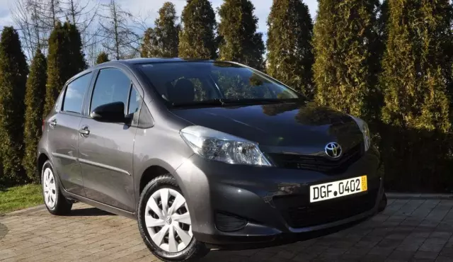 TOYOTA Yaris 1.33 Dual VVT-i (99 KM)