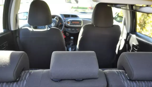 TOYOTA Yaris 1.33 Dual VVT-i (99 KM)