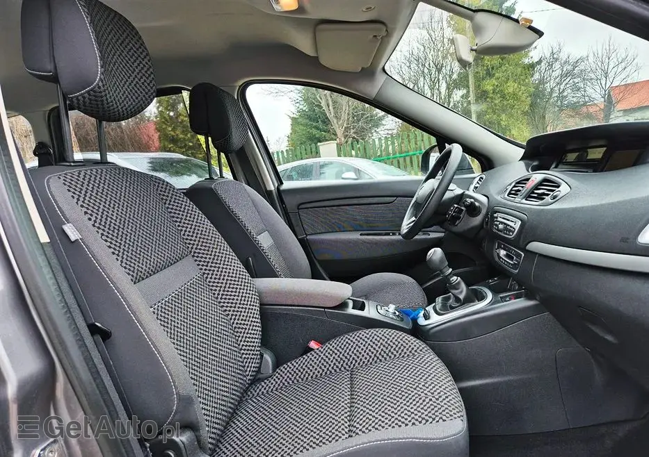 RENAULT Scenic 1.6 16V 110 TomTom Edition