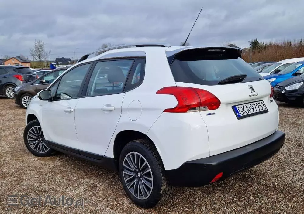 PEUGEOT 2008 PureTech 82 Urban Move