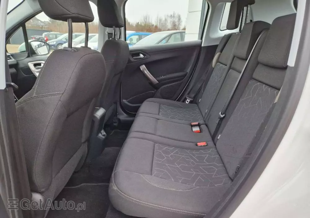 PEUGEOT 2008 PureTech 82 Urban Move