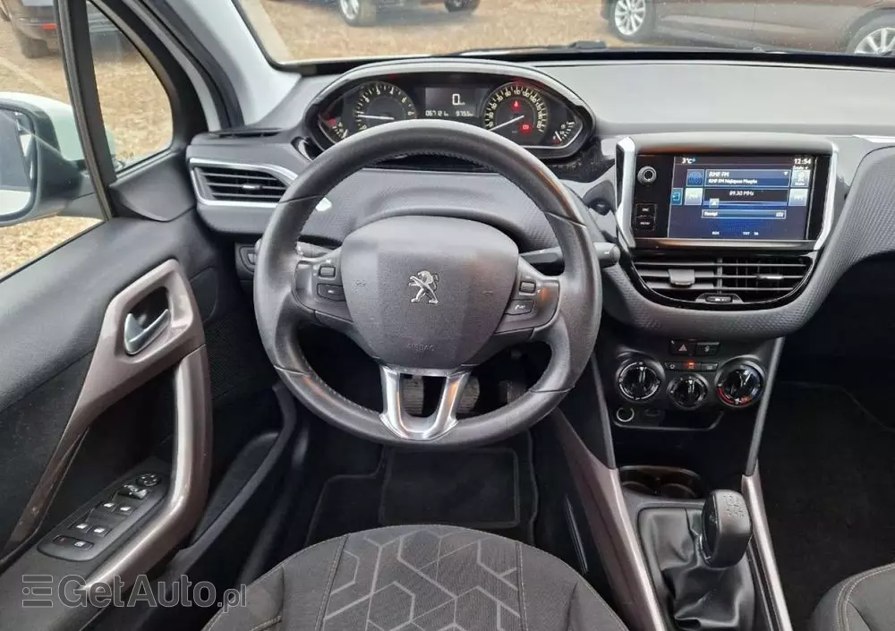 PEUGEOT 2008 PureTech 82 Urban Move