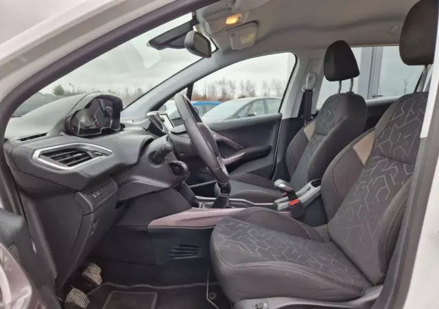 PEUGEOT 2008 PureTech 82 Urban Move