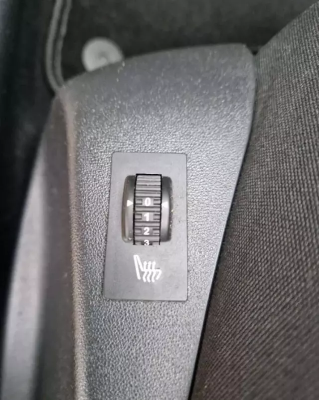 PEUGEOT 2008 PureTech 82 Urban Move