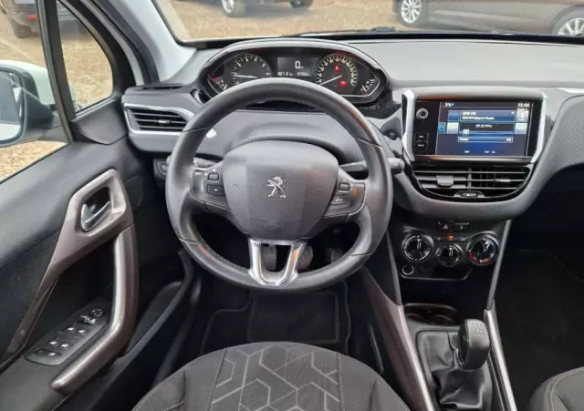 PEUGEOT 2008 PureTech 82 Urban Move