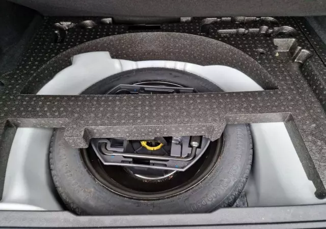 PEUGEOT 2008 PureTech 82 Urban Move