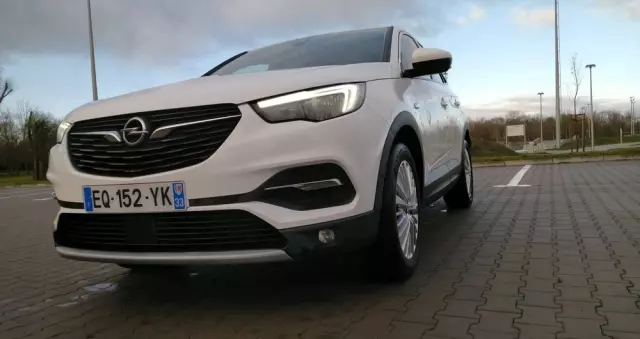 OPEL Grandland X 1.2 Start/Stop Business Elegance