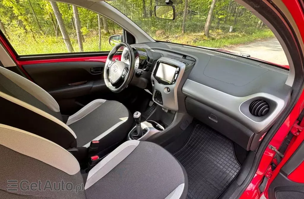 TOYOTA Aygo 
