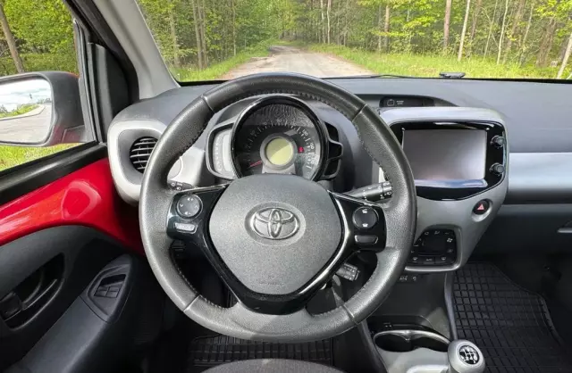 TOYOTA Aygo 