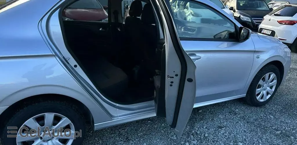 PEUGEOT 301 