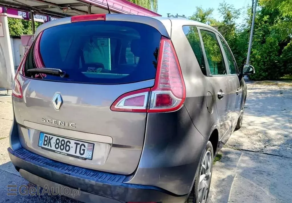 RENAULT Scenic 