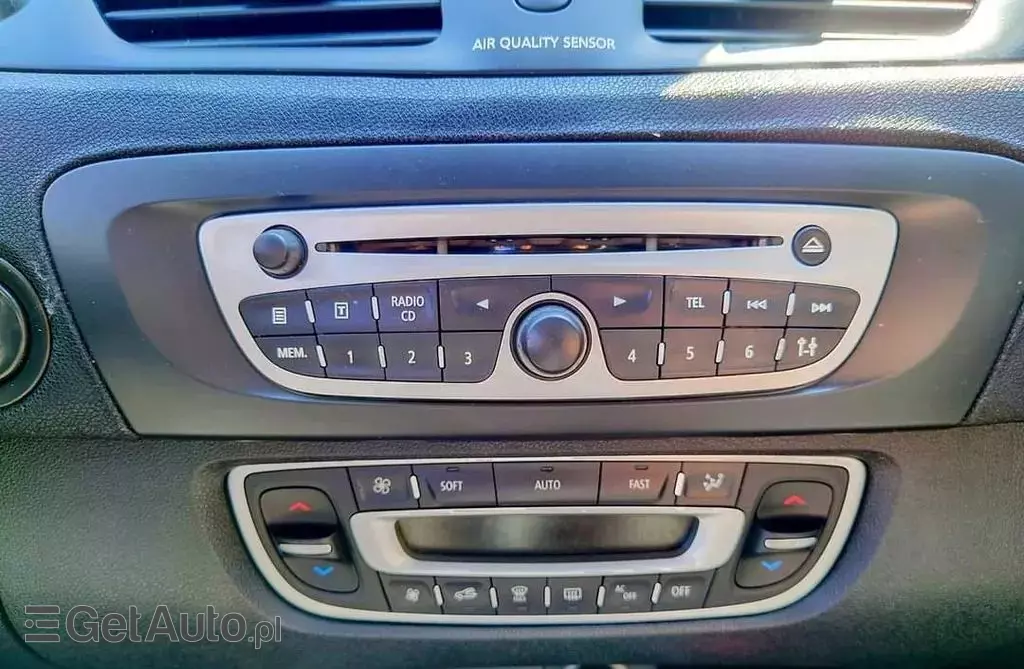 RENAULT Scenic 