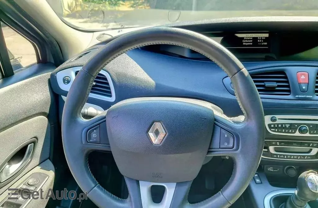 RENAULT Scenic 